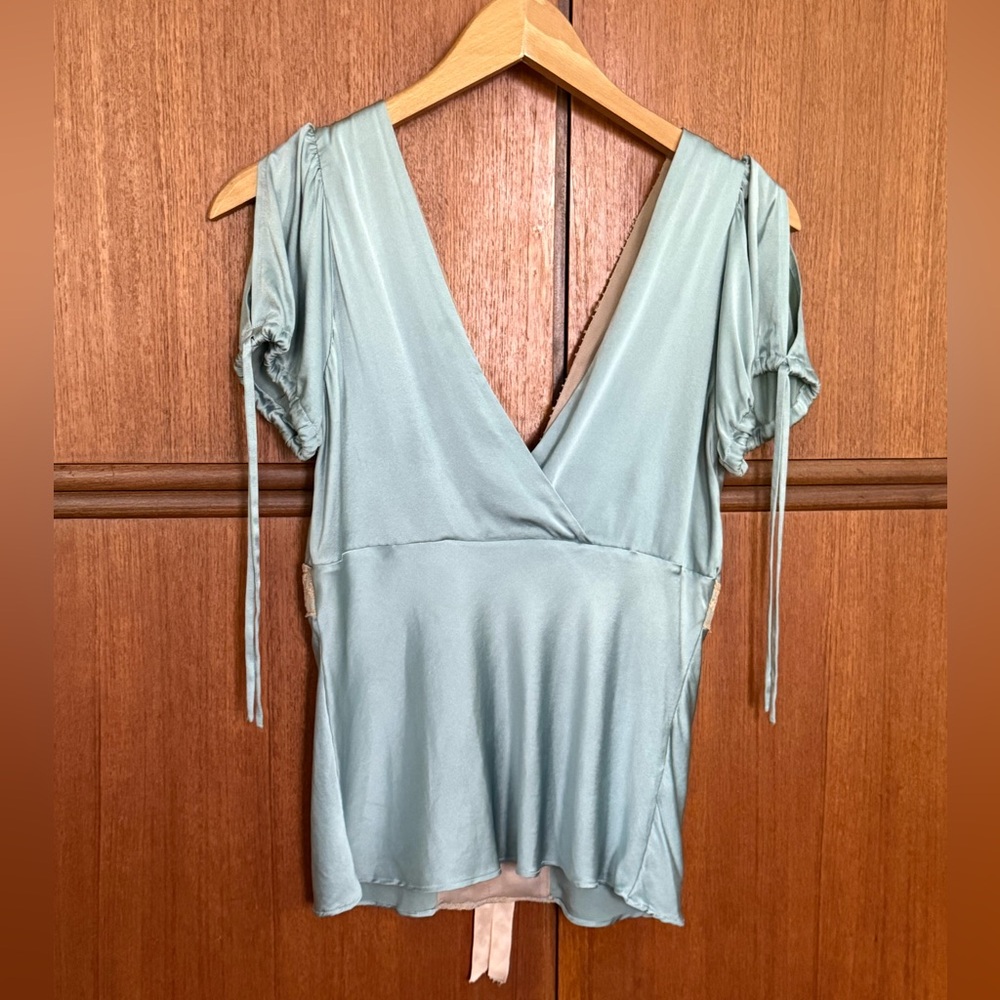 Miguelina “Stephanie” style silk and lace cap sleeve top - Picture 7 of 13